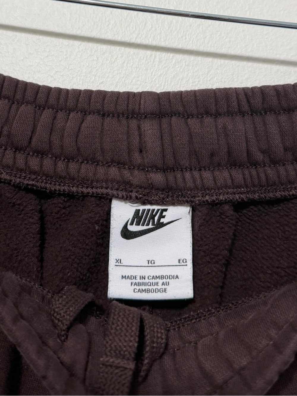 NIKE Women's Brown Jogger Sweatpants Size XL Sportswear Essential - Picture 2 of 8